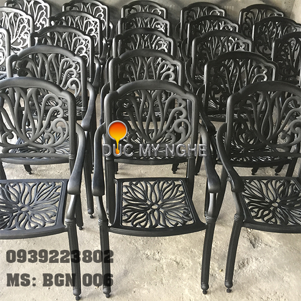 Bàn ghế nhôm đúc BGN 006